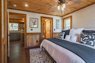 Cabin on Water Scenic Fly Fishing Firepit Games - Mineral Bluff - 1