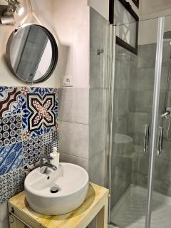 Vetriera Home - 1
