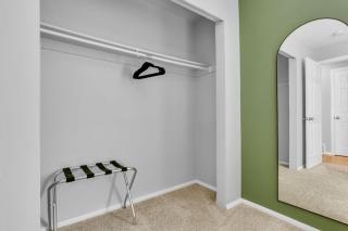 Chic Family Retreat with Game Room backyard with fire pit and minutes to Downtown! - Arvada - 3