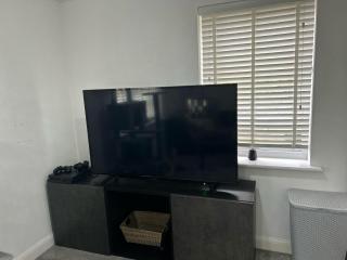 Sheffield 3-Bed Warm Comfy home - 2