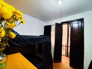 Mico Loco Casa Hostal - Bogotá - 7