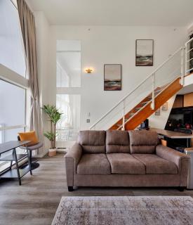 Two-Story Loft with a High-rises view and Rooftop Deck - 8