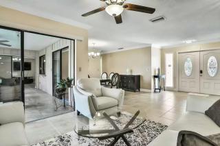 Renovated 3BR Dog Friendly Pond View WD - Whitfield - 1