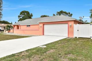 Renovated 3BR Dog Friendly Pond View WD - Whitfield - 4