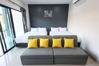 Hillside Premium Hotel - 8