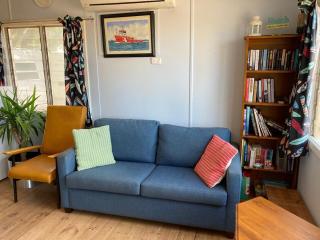 The Little Blue Shack - - 9