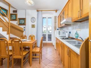 Seafront apartment with terrace in Cres - Cres - 5