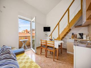 Studio apartment, 250m from the beach - Medulin - 0