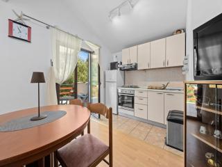 Two-bedroom apartment with sea view - Supetarska Draga - 9