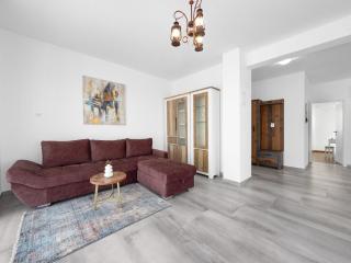 Enchanting villa with pool in Krnica - 2