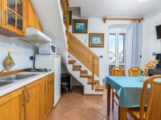 Sea-view apartment with terrace - Cres - 8