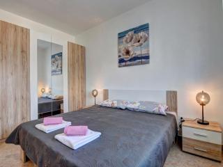 One bedroom apartment with terrace - Valbandon - 2