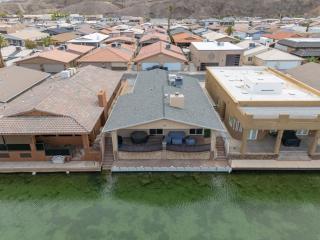 Apache Fyre, Canal Front Dock, Moovlaya Keys - 7