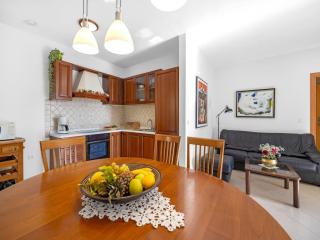 Charming two-bedroom apartment in Banjol - Banjol - 3