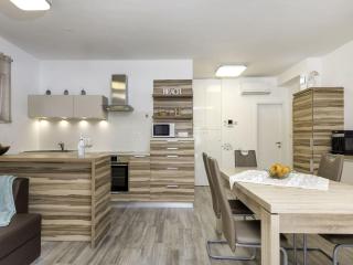 Charming apartment with pool in Banjole - Banjole - 1