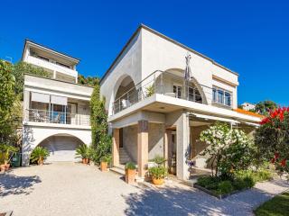 Serene Studio by the Sea - 0