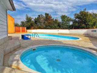 Charming pool apartment in Liznjan - Ližnjan - 9
