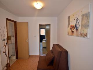 Apartment Denis with Terrace & Lovely Garden - Pula - 2
