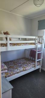 Classic Family Beach Bach - Tairua - 2