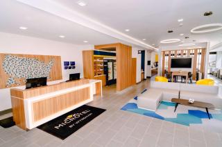Microtel Inn & Suites by Wyndham Newark NY - Newark - 7