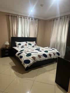 Safari Cozy 3 Bedrooms Apartment - 9