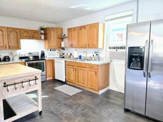 Salt Lick Creek Cottage - - 4