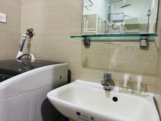 Shore 2 Residences Room 1925 Walk away from SM Mall of Asia, IKEA, SMX and close to Manila Ocean Park & PICC - Manila - 7
