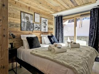 Luxueux Appartement 5 Chambres avec Spa et Terrasse Spacieuse au Rond Point des Pistes, Les Allues - FR-1-613-50 - 3