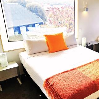Fusion Townhouse - - 5