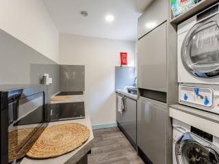 The Logstack- Uk42984 - Polmont - 1