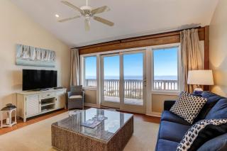 Oceanfront Pet Friendly Unit - 7