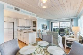 Condo w Salt Water Pool - Fernandina Beach - 2