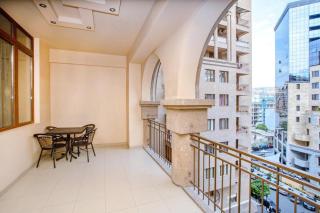 Mayrig building, 2 Bedroom large apartment with balcony - Erevan - 3
