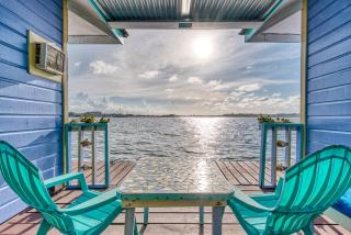 Cosmic Crab Resort - Bocas Town - 1