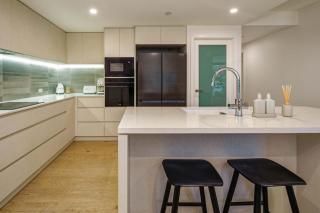 Picasso - Luxe Coastal Retreat in Mooloolaba - Mooloolaba - 5