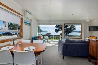 Dream View Waterfront - Paihia Holiday Home - Paihia - 2