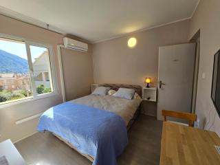 Bed and Breakfast BLUE in BLUE, Room GREEN + - Komiža - 0