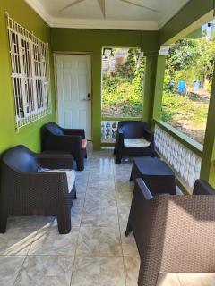 Hilltop Haven - Hopewell - 4