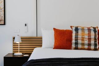 Rosella Suite - An Accessible Couples' Retreat - Mudgee - 5