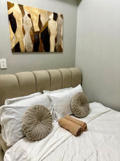 Stylish Comfy and Cozy - Manila - 7