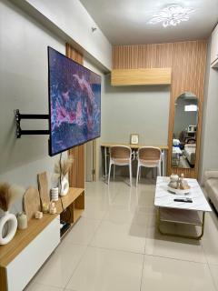 Stylish Comfy and Cozy - Manila - 3