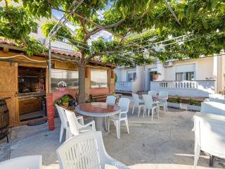 Serene seafront apartment in Rab - Rab - 7