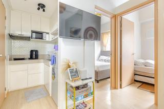 2BR FULLY FURNISHED Trees Residences Near SM Fairview with NETFLIX AND KARAOKE - Manila - 8