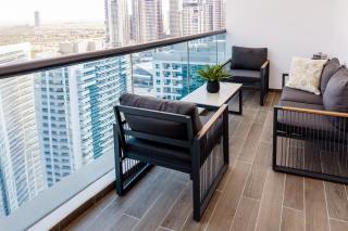 Beautiful 3 bed In Dubai Marina! - 9