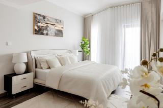 Beautiful 3 bed In Dubai Marina! - 1