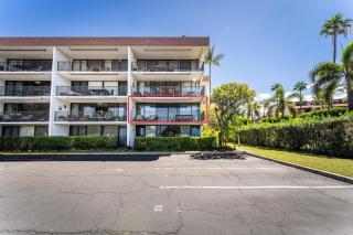 Beautiful Oceanview, Great Location Across the Beach - Wailea - 3