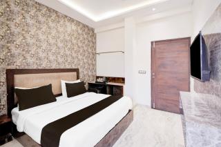 Super Collection O Sector 108 Noida - Noida - 2