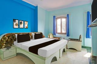 Super Collection O Bani Park Near Collectorate Circle Formerly Anuja Palace - Jaipur - 9