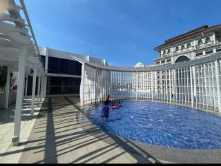 Amnaas Troika Residence 1Br Wifi Netflix - 2