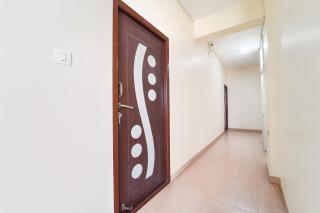 FabHotel Mani's Residency - 2